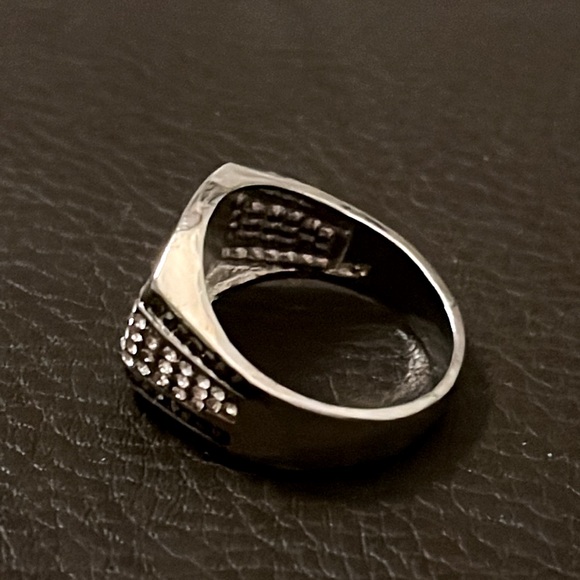 Silver Plated Black Enamel Ring - Picture 2 of 3